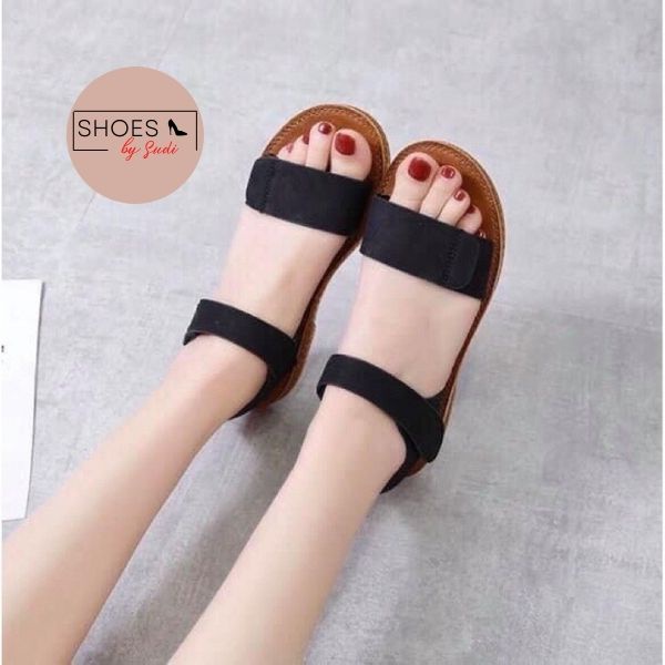 Sandal nữ quai bản to 3 màu đơn giản be, đen, trắng phù hợp với học sinh, sinh viên, công sở SUDI SD011-AKA