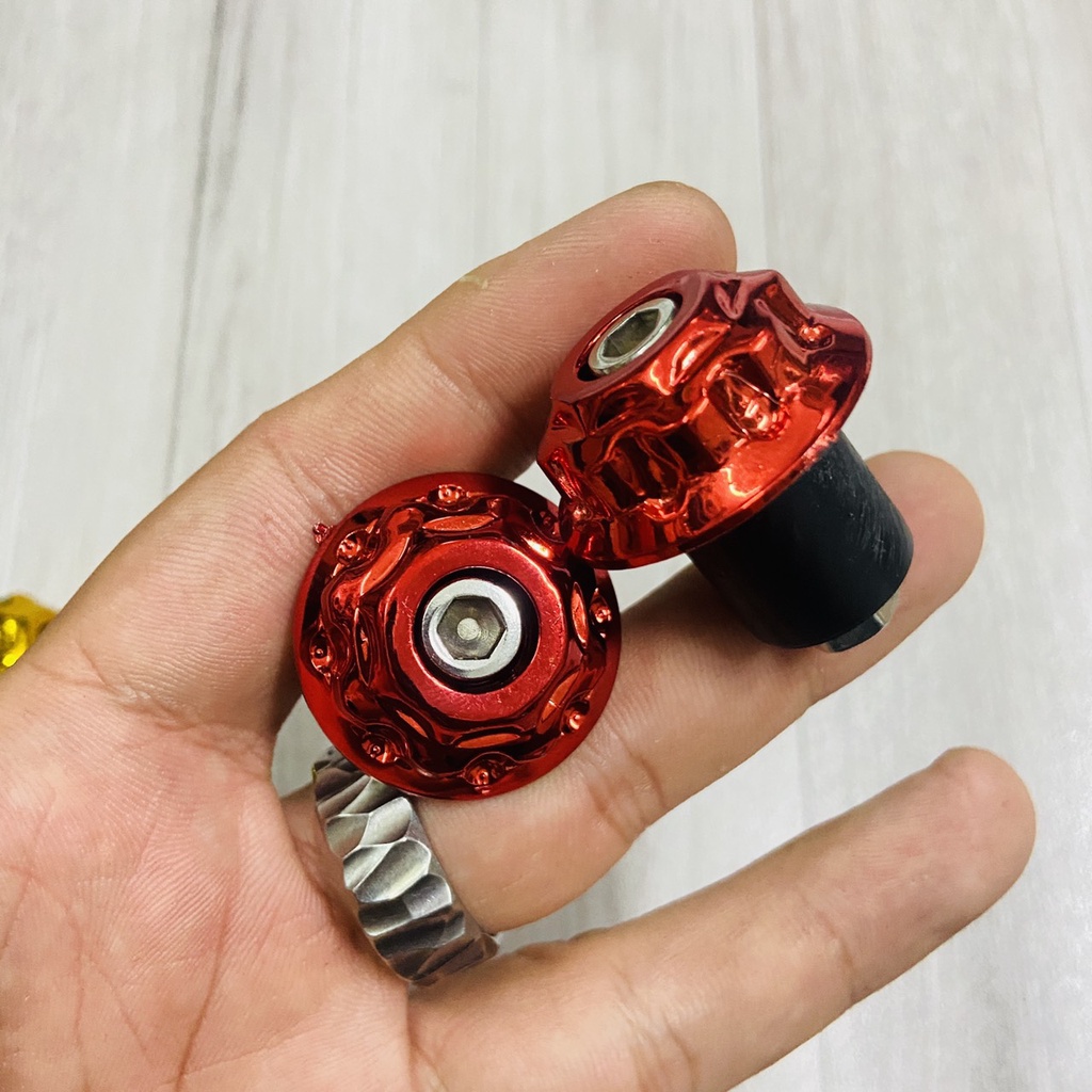 Cặp gù bông mủ độ màu gắn ghi đông tay lái xe thông dụng hiện nay như WAVE, DREAM, SIRIUS, JUPITER, EXCITER, WINNER