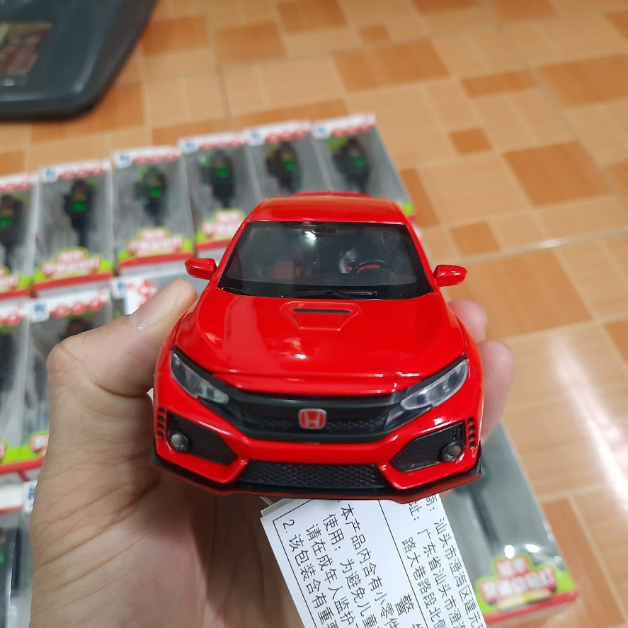 Xe mô hình ô tô Civic Type RS tỉ lệ 1:32 bằng sắt có đèn và âm thanh xe đồ chơi trẻ em