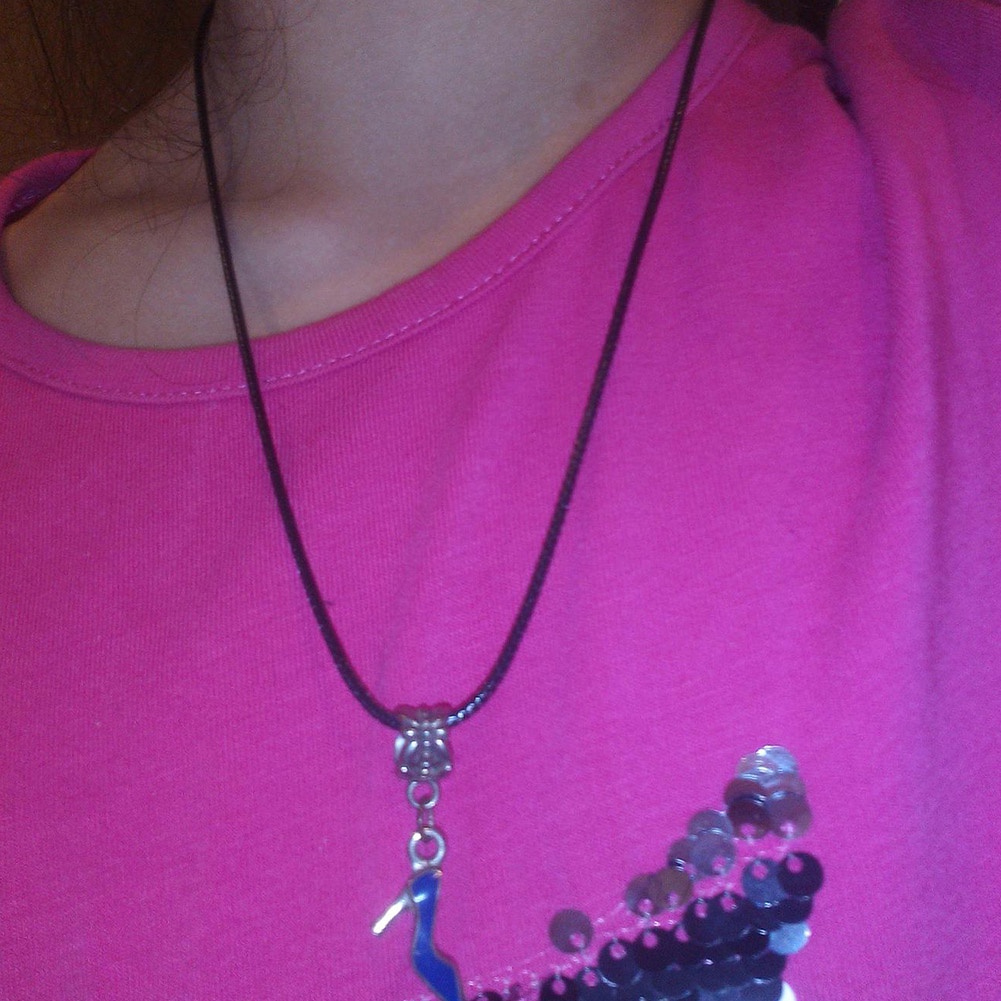 Vòng cổ da PU màu đen thiết kế đơn giản độc đáo