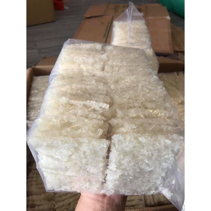 lẻ 1kg cơm cháy chưa chiên 50k