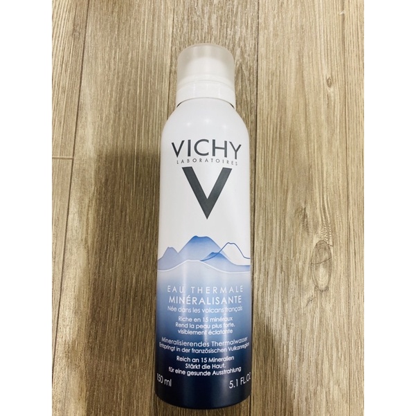 Xịt Khoáng Mineralizing Thermal Water Vichy 150Ml