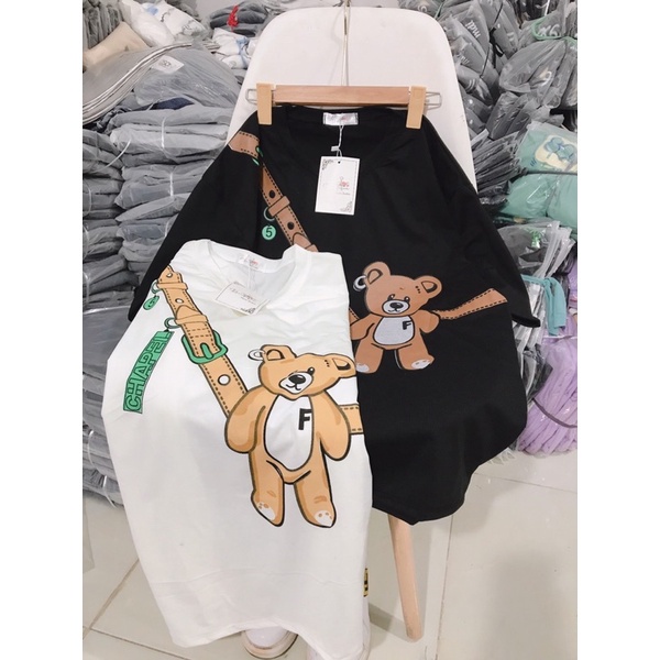 Áo cotton tay lỡ dáng rộng unisex túi gấu đeo chéo