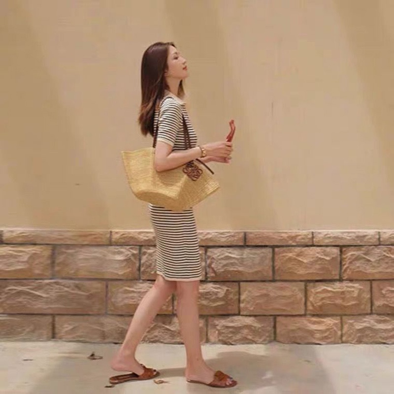 Đầm dệt kim IELGY tay ngắn cổ polo in kẻ sọc sành điệu cho nữ