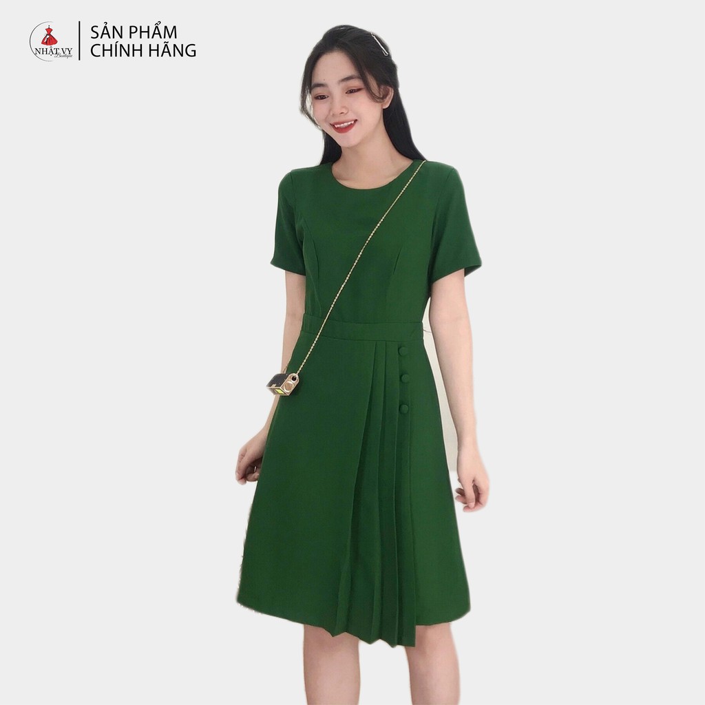 [Mã FAMALLT5 giảm 15% đơn 150k] Đầm công sở, đầm dáng ôm xếp ly tà phối nút bọc - NHATVY D1680