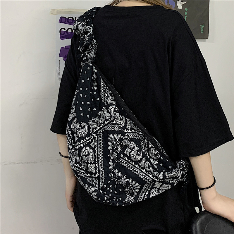 Retro cashew flower one-shoulder messenger bag zipper pleated shoulder strap pull-out student casual cloth bag