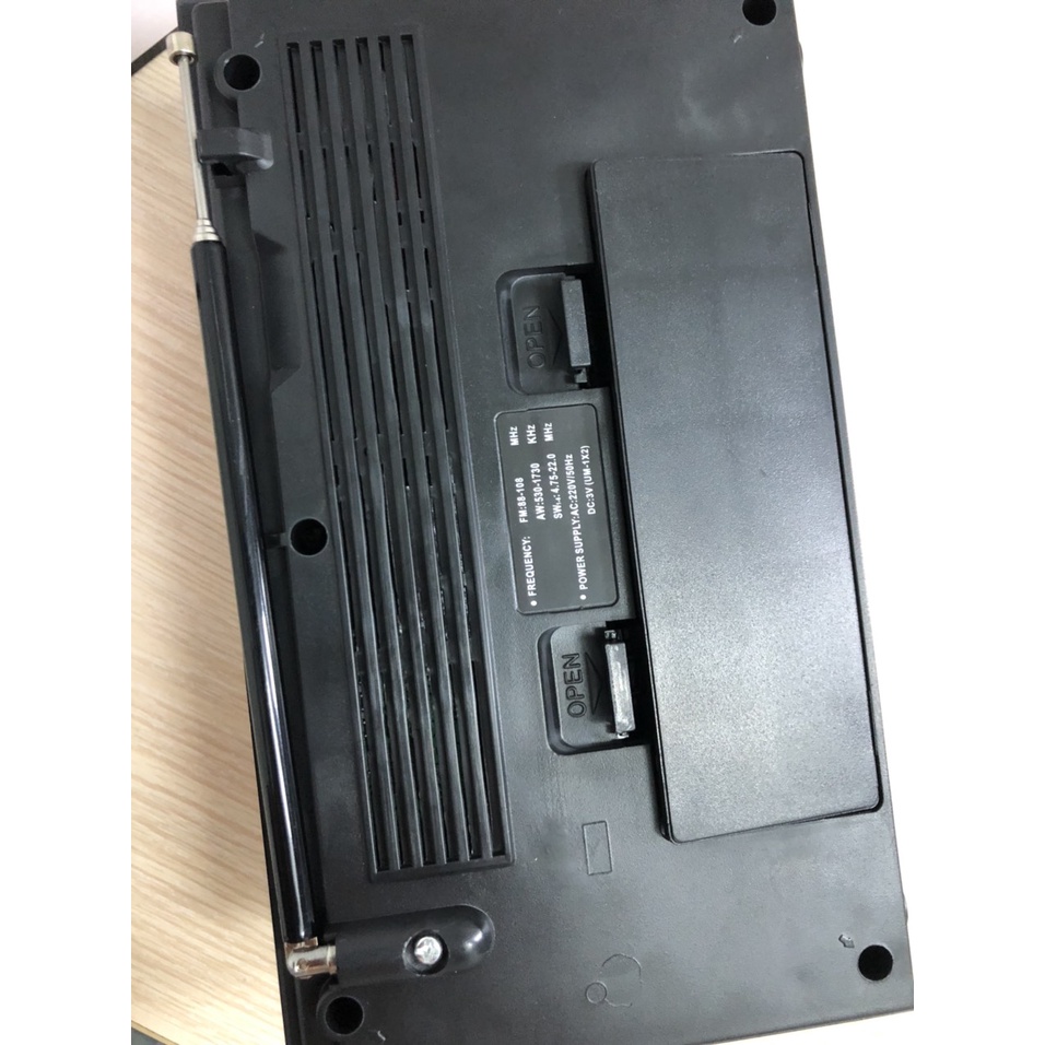 RADIO NGHE NHẠC SW-001UAR
