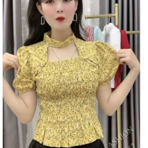 Áo Kiểu Hoa Nhí Ngắn Tay _ Thiết Kế Khoét Ngực Và Bo Chun.