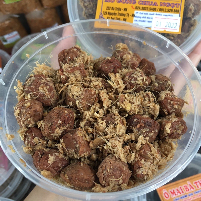 Ô mai mơ gừng chua ngọt