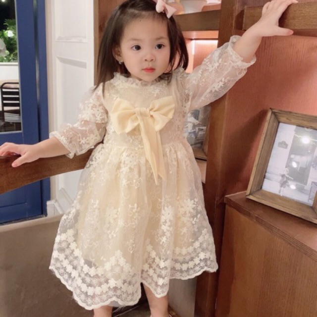 Đầm ren cao cấp cho bé