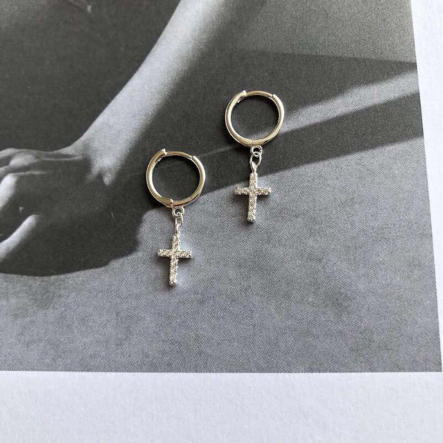 Khuyên tai T đính đá nhỏ nhân tạo bạc thật mạ vàng trắng (xi kim)