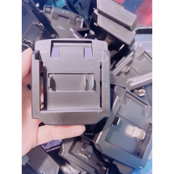 Đế đúc makita 14.4-18v siêu cứng xịn sò