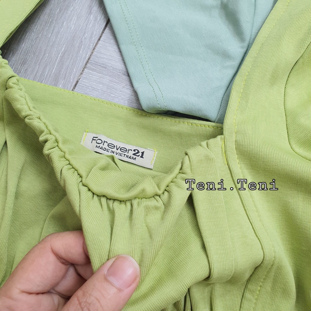 Áo thun croptop tay ngắn nhún ngực BS29
