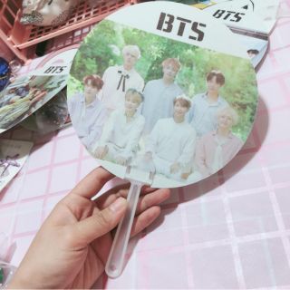 Quạt cầm tay BTS