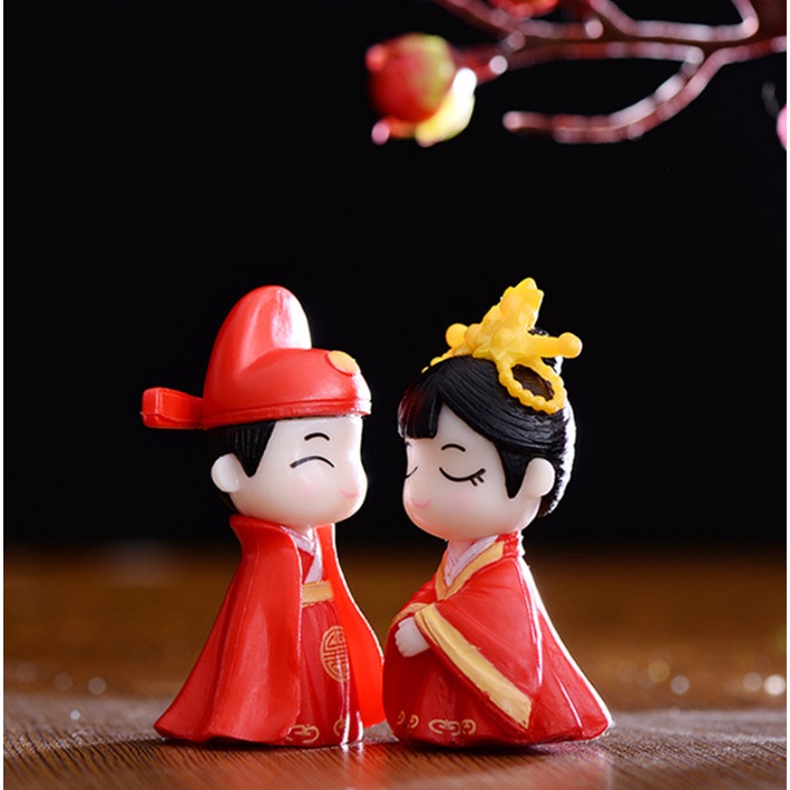 Mô hình trang trí bàn cặp phò mã và công chúa decor chậu cây, terarrium