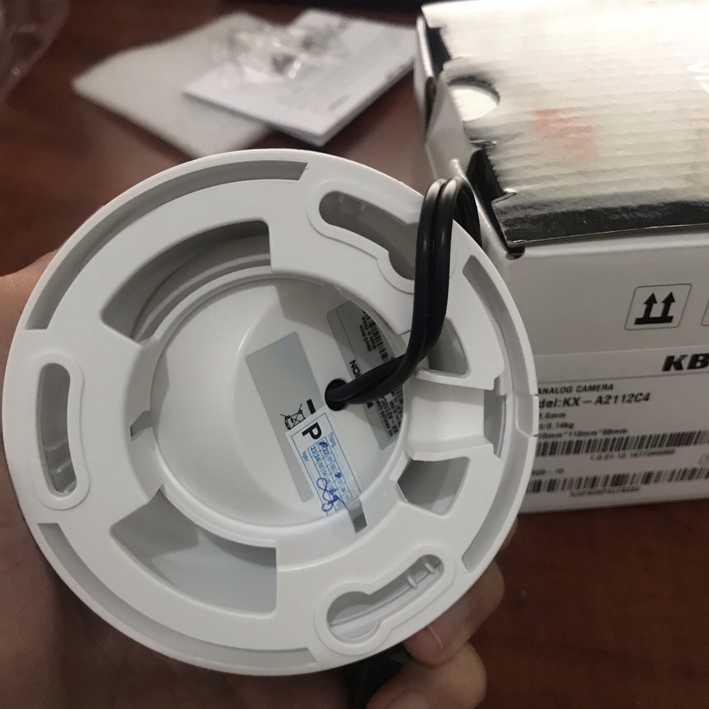 KX-A2112C4 Camera KBVISION 2.0MP chính hãng Bảo Hành 24 Tháng | BigBuy360 - bigbuy360.vn