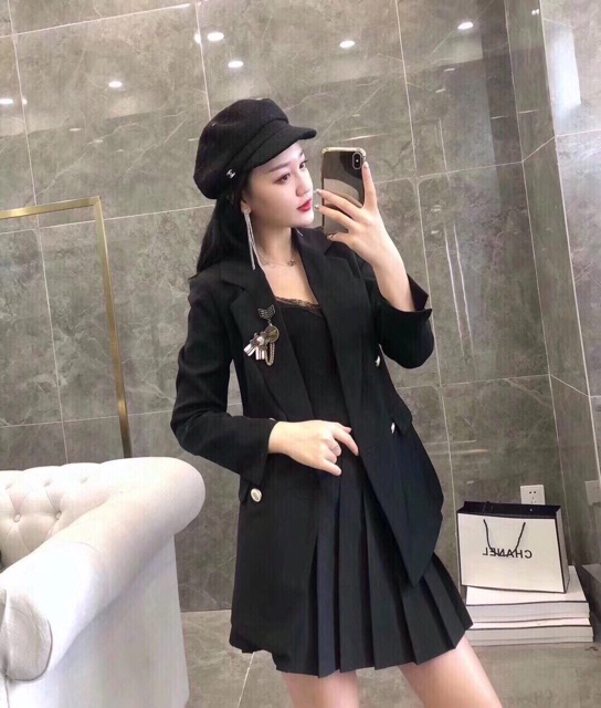 Set vest + chân váy xếp ly