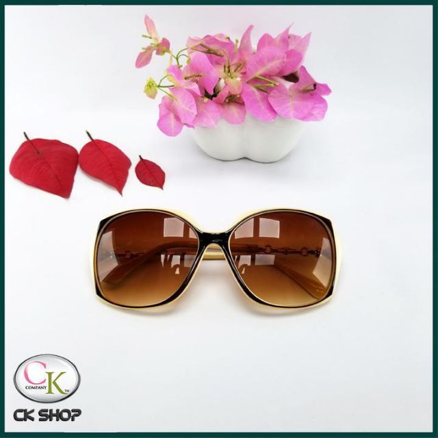 Mắt kính thời trang nữ kiểu dáng sang trọng | BigBuy360 - bigbuy360.vn