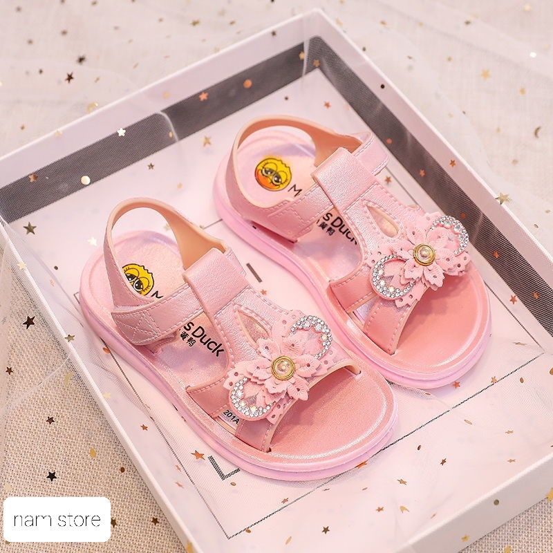 Sandal bé gái.dép quai hậu  mùa hè cho bé gái phong cách thời trang 2023