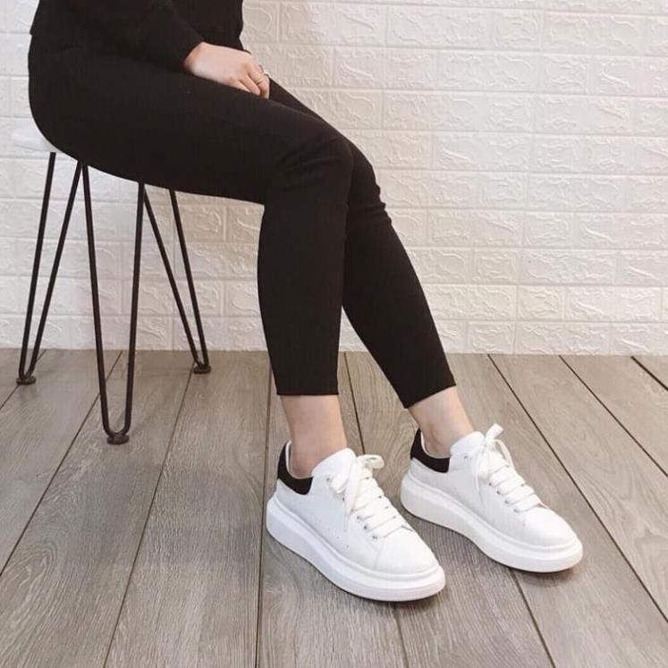 Giày 𝐌𝐂 𝐐𝐔𝐄𝐄𝐍 ⚡️𝐒𝐢ê𝐮 𝐑ẻ⚡️ Giày MCQ Độn Đế 3 Phân Màu Trắng Gót Đen nam nữ Hot Trend full box bill | BigBuy360 - bigbuy360.vn