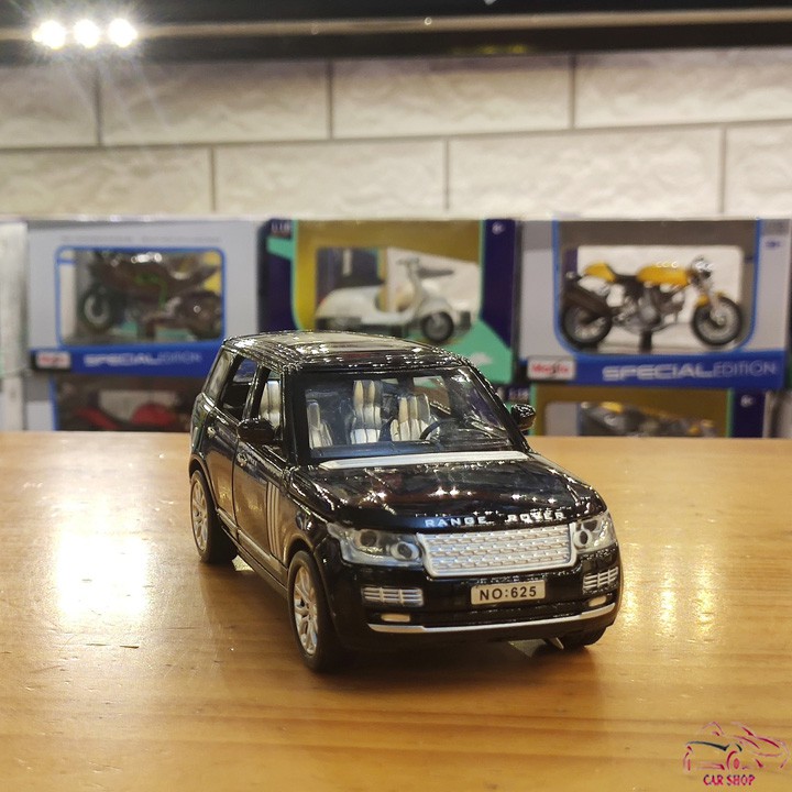 Mô hình hợp kim siêu xe Range Rover tỉ lệ 1:32 màu đen