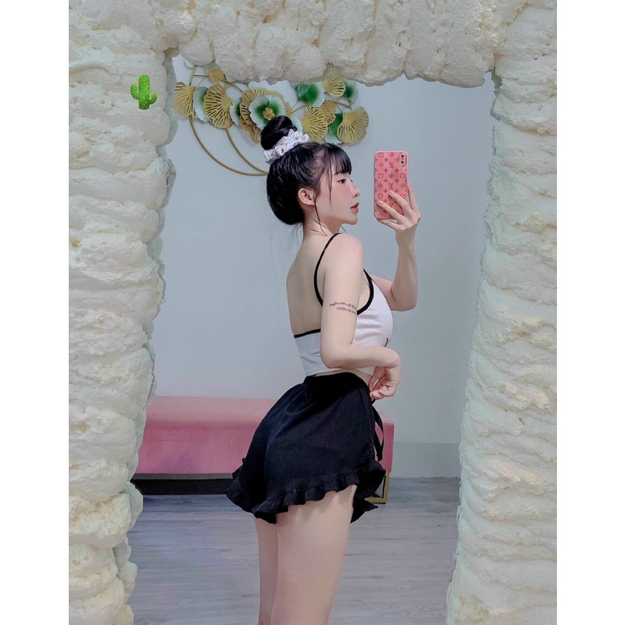 Sét Bộ Thể Thao Áo Hai Dây Kết Hợp Quần Thun Ngắn In Chữ Kitty Đáng Yêu TTPK0322