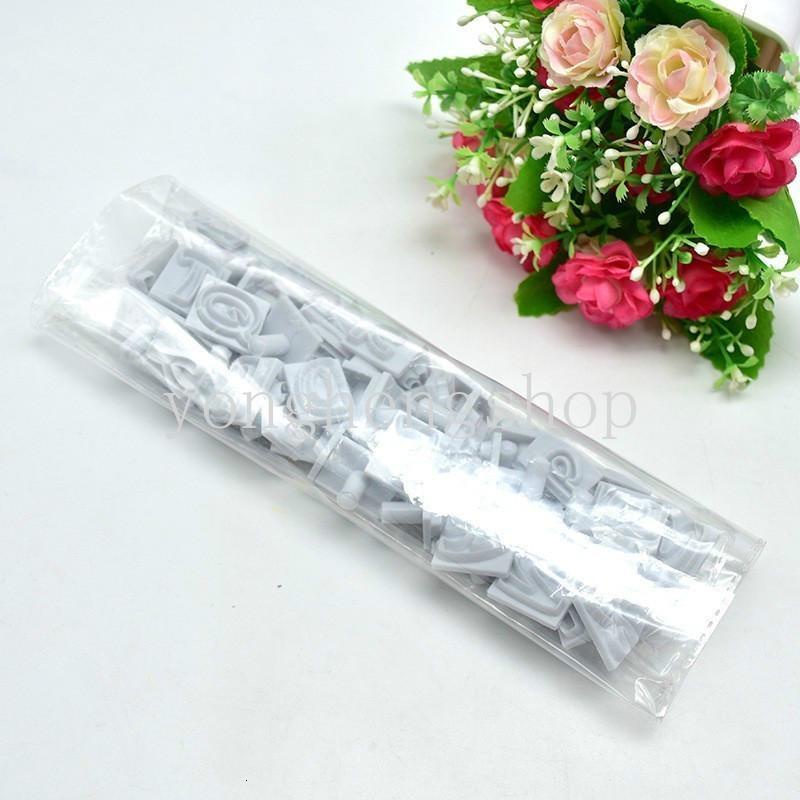 Set 64 Khuôn Cắt Bánh Quy Hình Chữ Cái Trên Và Dưới