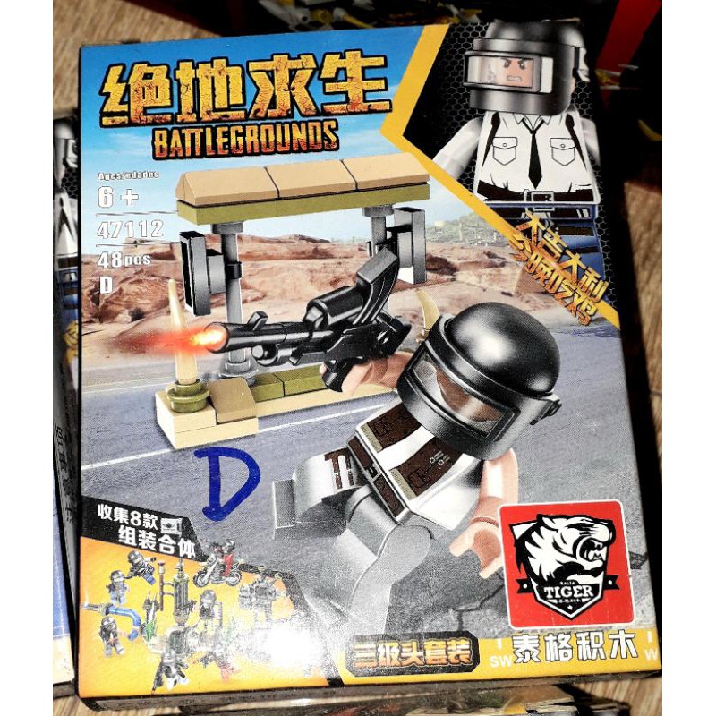 Lắp ráp 1 hộp LegoBattleguonds 47112 có nhiều chi tiết