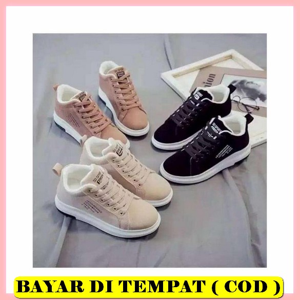 Giày Sneaker Nữ Màu Trắng Jintu 100 Kenza Sds353