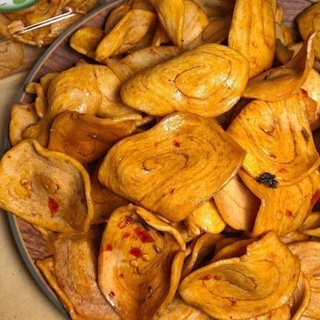 Tai heo sốt mắm ớt