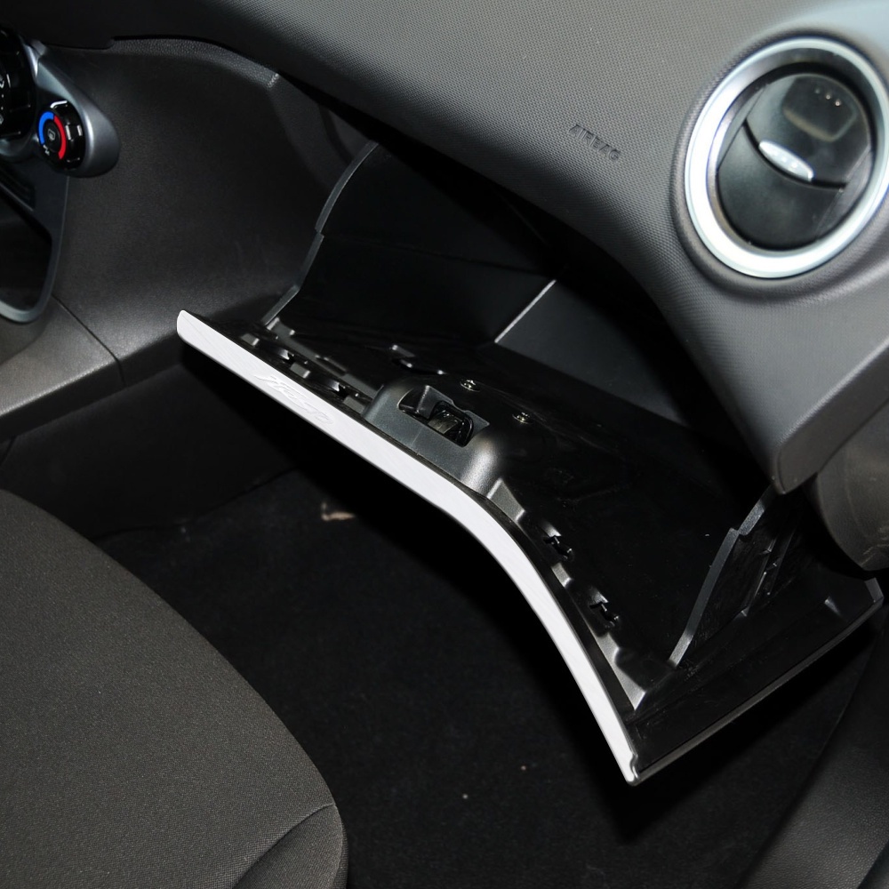 Miếng Dán Hộp Đựng Đồ Cho Xe Hơi Ford New Fiesta MK7 2009-2017