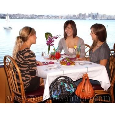 Móc treo túi xách trái tim V1