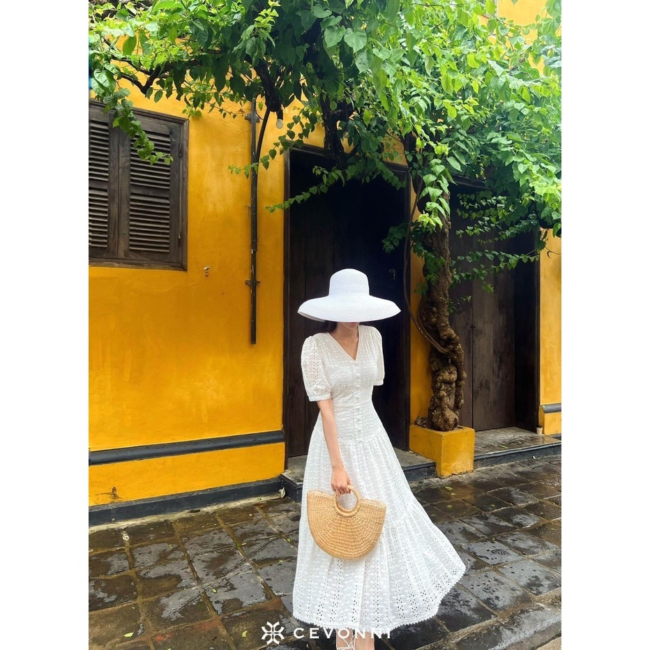 Đầm xoè tay ngắn con cổ chữ v kết cúc trắng bọc nút ren lỗ tiểu thư Hàn Quốc nàng thơ ulzzang
