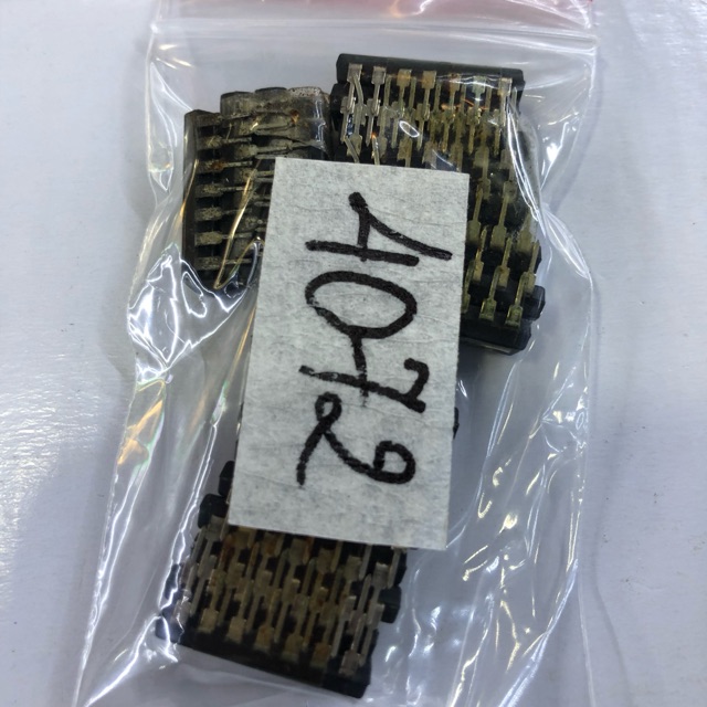 10c IC 4072 chân cắm