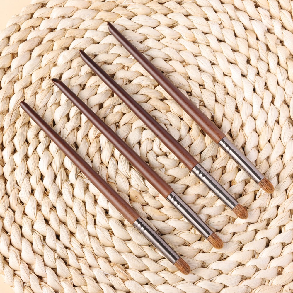 Bộ 2 cọ trang điểm OVW chuyên dụng XQ18*2