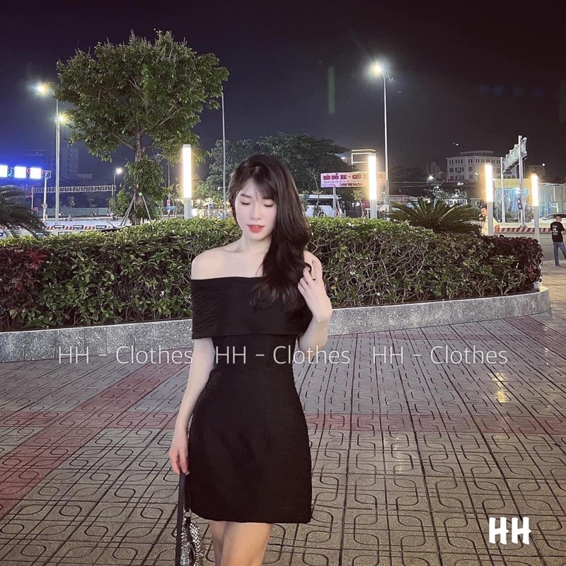 Váy trễ vai sóng