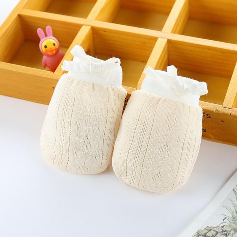 Găng tay cotton mềm mại chống trầy xước dành cho bé sơ sinh