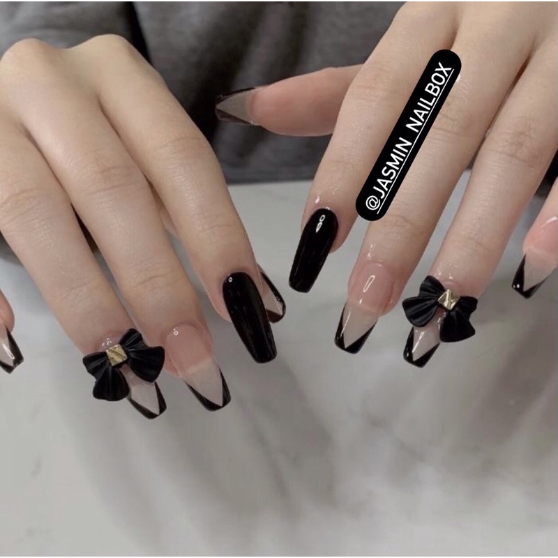 Nailbox thiết kế sẵn mẫu đính charm