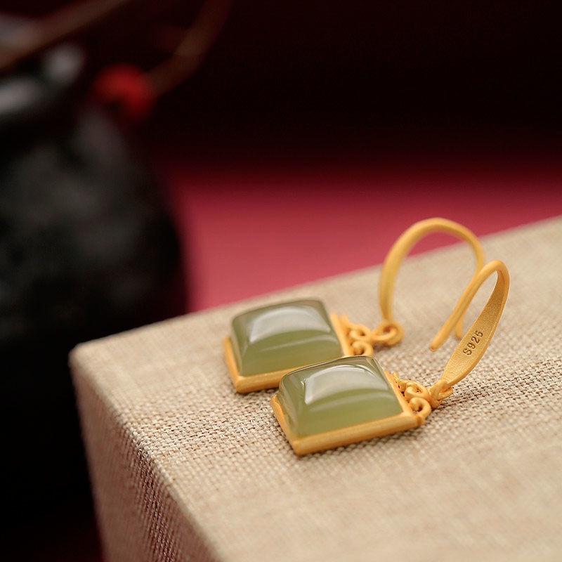 Khuyên tai nữ trang dáng dài tạo hình độc đáo