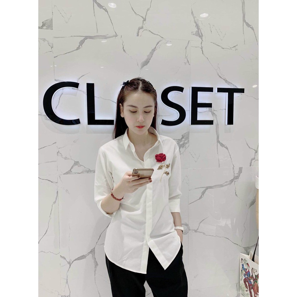 ÁO SƠ MI TRẮNG THÊU HOA HỒNG TRÊN NGỰC TRÁI CHẤT LIỆU CAO CẤP