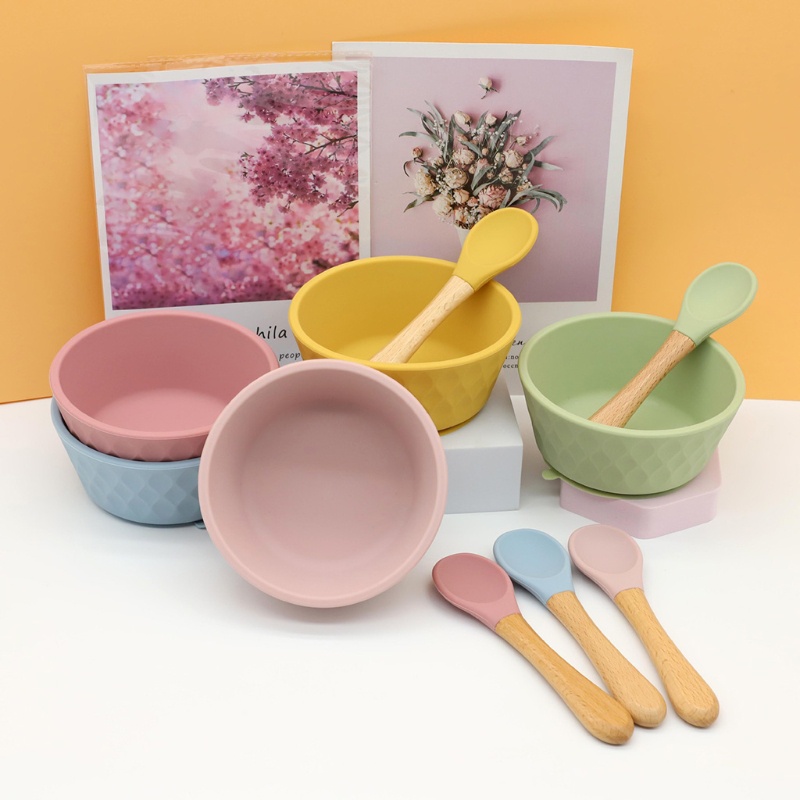 Bộ 3 dụng cụ ăn uống bằng silicone không chứa BPA có giác hút cho bé