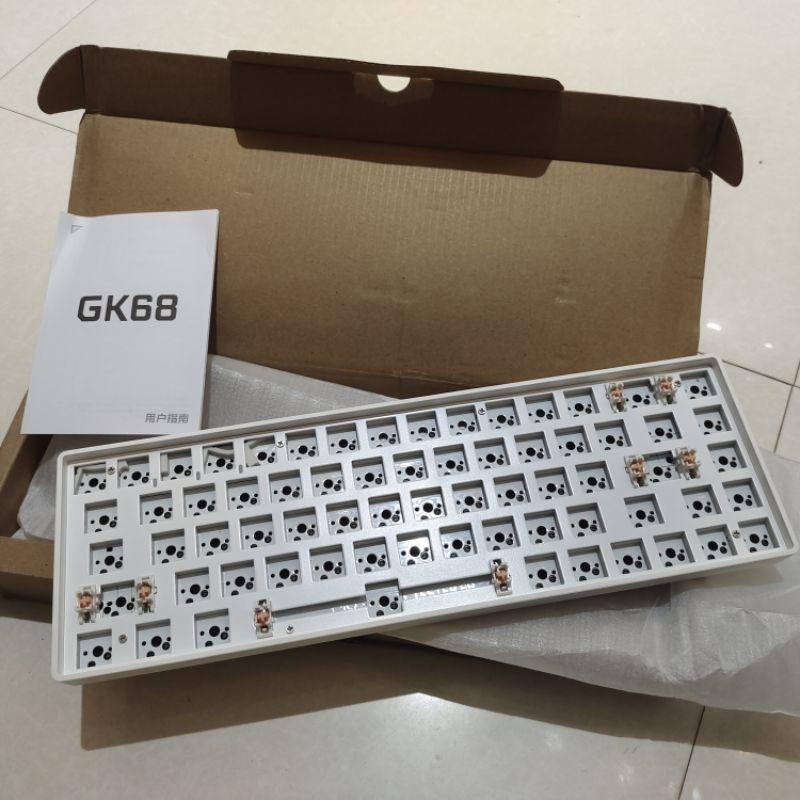 Kit bàn phím cơ Tester68 huyền thoại 2 mode kết nối 2.4G và bluetooth 5.0 Techstar