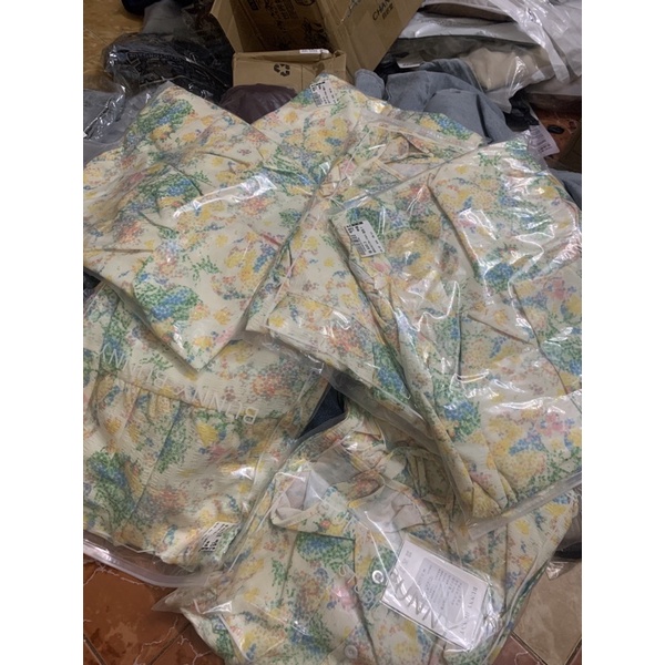 Váy 2 dây hoa nhí chất nhún siêu đẹp siêu xinh, màu ngoài lên chuẩn chỉnh họa tiết hoa nhí