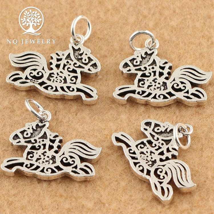 Charm bạc hình con ngựa - NQ Jewelry