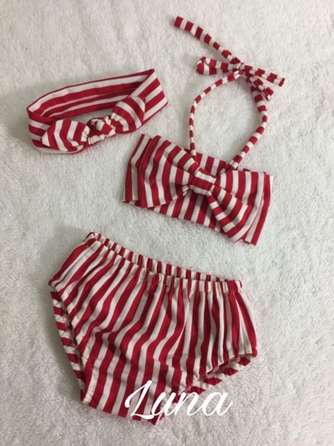Bikini cho bé diện chụp hình, đi biển cực xinh