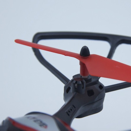 Flycam điều khiển Aero Drone đĩa bay nổi bật với sự ổn định và rất dễ điều khiển