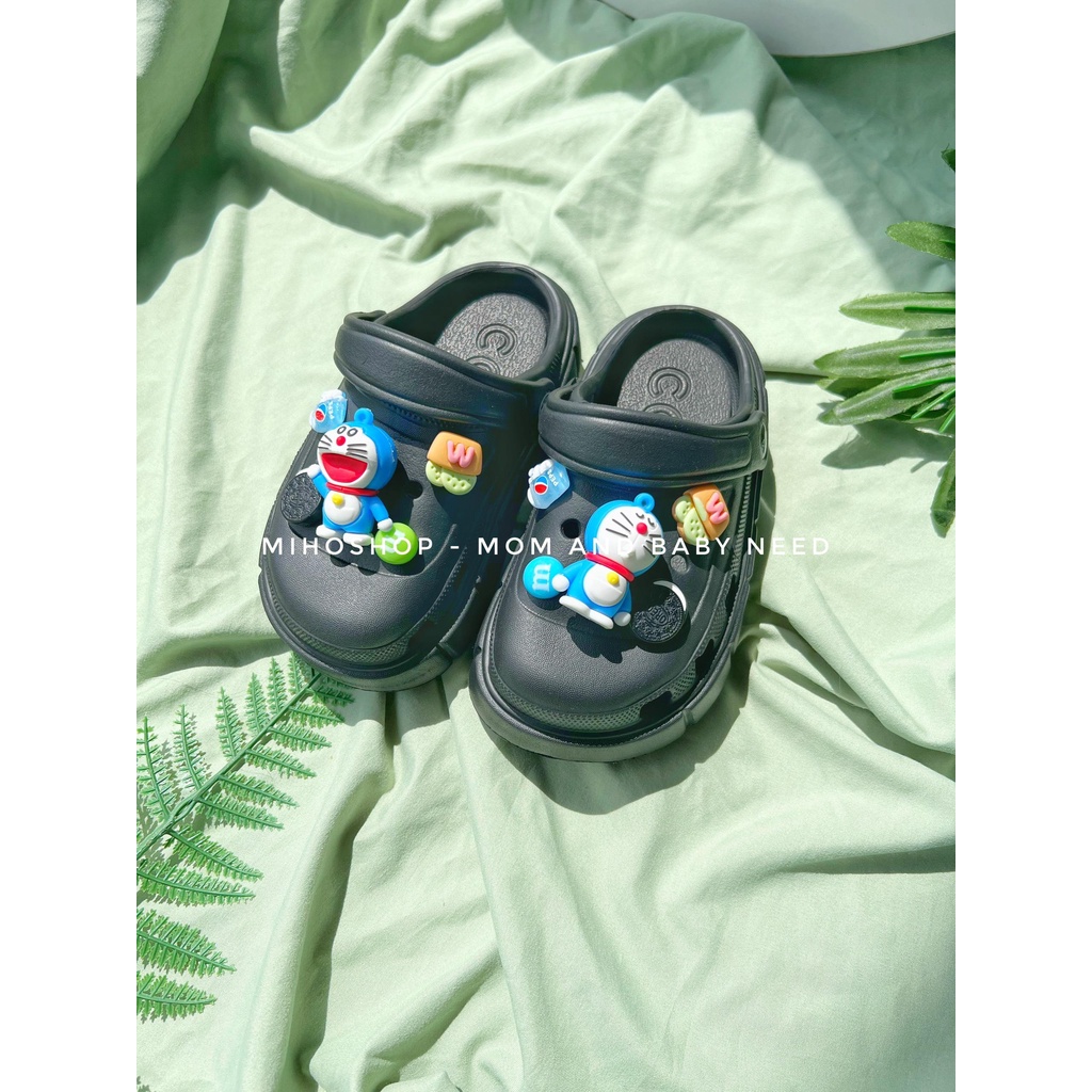 PHOM TO Loại 1 Dép Sục Dép Crocs Loại 1 Kèm Bộ Sticker Nổi DOREMON Siêu Đẹp Cho Bé