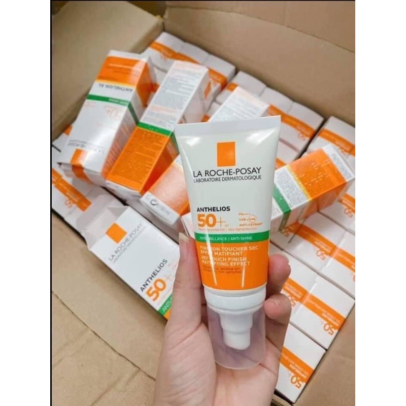 Kem chống nắng La Roche-Posay Anthelios XL Gel SPF 50+ (Vạch Xanh)cho da dầu, mụn, nhạy cảm 50ml