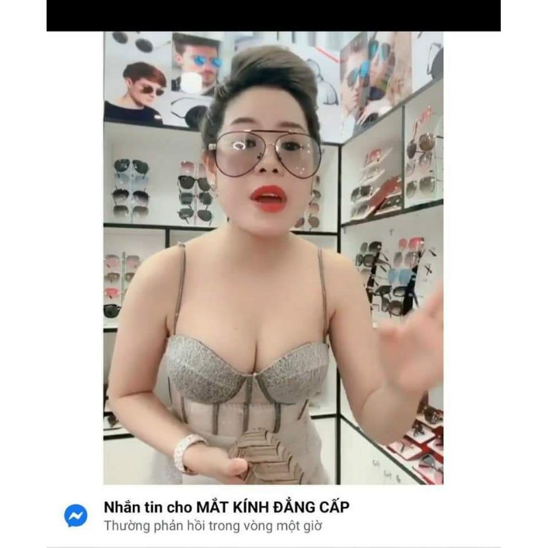 Kính porche tròng polaroi đổi màu gọng gỗ.