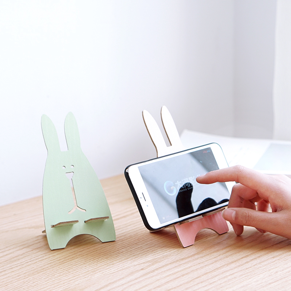 Giá đỡ điện thoại bằng gỗ DIY